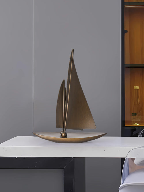 Luxury retro sailboat decoration images, symbolizing smooth sailing, suitable for home living room, study, wine cabinet, and office desktop.